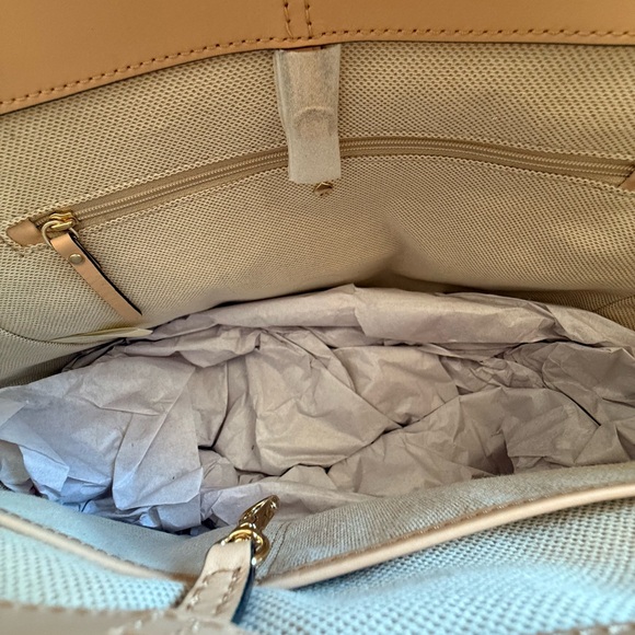 NWT Kate Spade Hallie Garden Way Sequin Raffia Tote Bag With PomPom - Picture 8 of 10